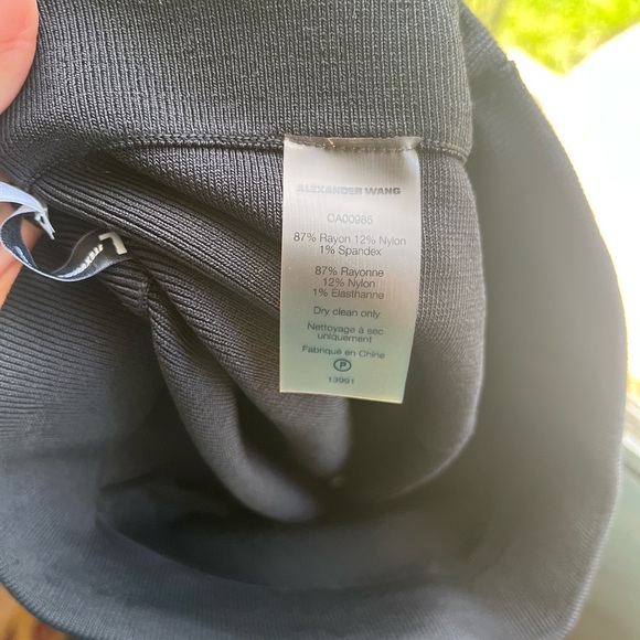 T Alexander Wang Women’s Black Ribbed Mini Classic Pencil Skirt Sz Small NWOT - Picture 5 of 5